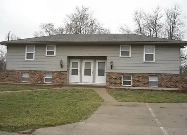 Property at 5820 E 149th St, Grandview, MO, 64030, 1 bed, 1 bath, [object Object]
