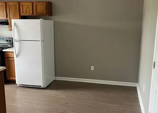 Property at 1041 Brandy Ln Apt 5, Richmond, KY, 40475, 2 beds, 1 bath, [object Object]