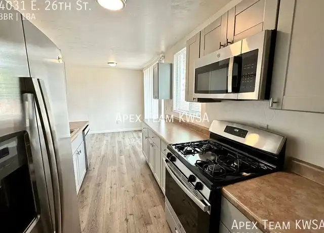 Property at 4031 E 26th St, Tucson, AZ, 85711, 3 beds, 1 bath, [object Object]