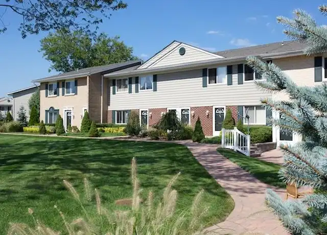 Property at 72 Orion Walk Unit 72, Holbrook, NY, 11741, 2 beds, 1 bath, [object Object]