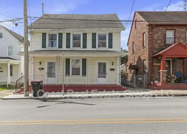 Property at 260 W King St, Chambersburg, PA, 17201, 2 beds, 1 bath, [object Object]