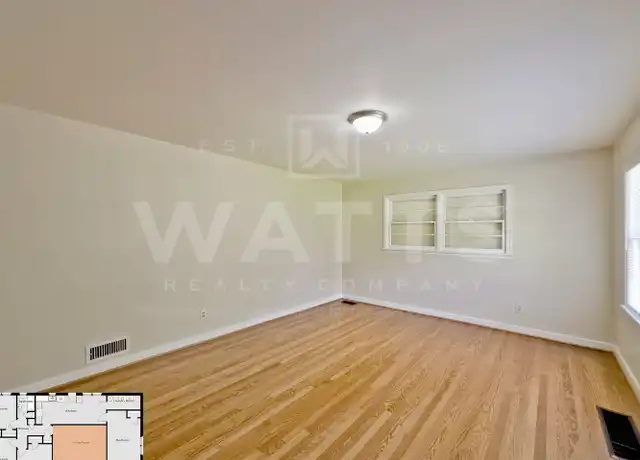 Property at 1129 Dogwood Ln, Birmingham, AL, 35215, 4 beds, 1 bath, [object Object]