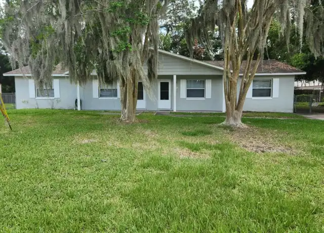 Property at 1724 NE 14th St, Ocala, FL, 34470, 2 beds, 1 bath, [object Object]