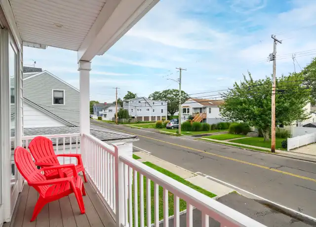 Property at 1039 Reef Rd, Fairfield, CT, 06824, 4 beds, 3 baths, [object Object]