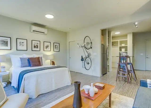 Property at The Hub - 3423 SE Hawthorne Blvd, Portland, OR, 97214, 0 beds, 1 bath, [object Object]