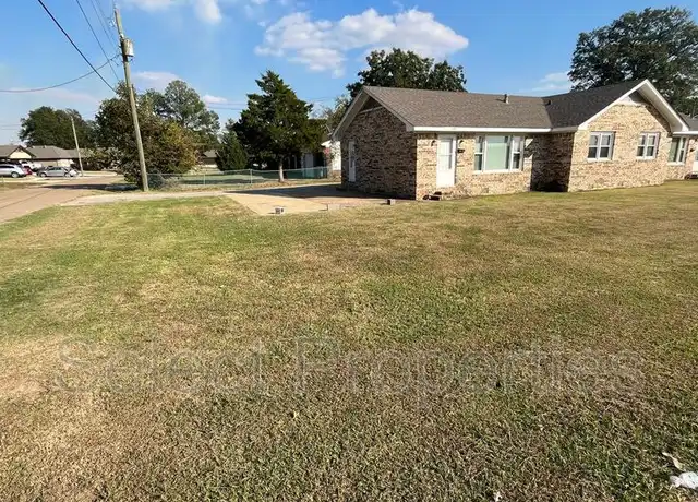 Property at 2700 Donald St Unit 1, Jonesboro, AR, 72401, 3 beds, 1 bath, [object Object]