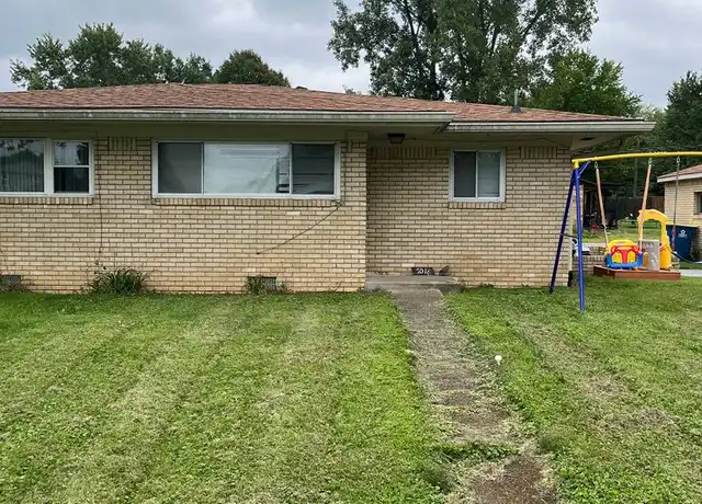 Property at 7014 N Manor Dr, Brownsburg, IN, 46112, 2 beds, 1 bath, [object Object]