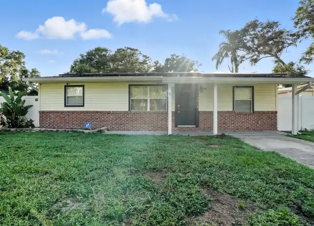 Property at 5200 71st Way N, Saint Petersburg, FL, 33709, 4 beds, 2 baths, [object Object]
