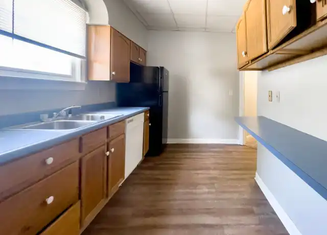 Property at 805 W University Ave #3, Muncie, IN, 47303, 3 beds, 2 baths, [object Object]