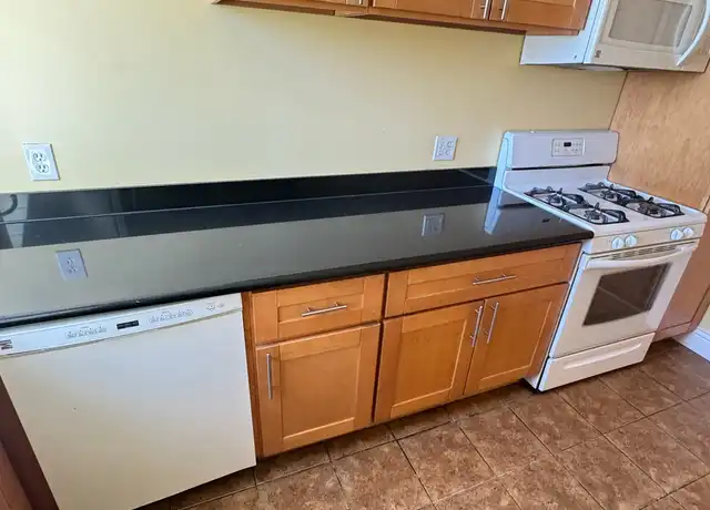 Property at 709 40th St Unit 4, Oakland, CA, 94609, 1 bed, 1 bath, [object Object]
