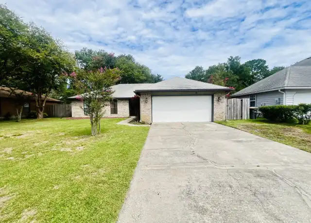 Property at 8456 Bandera Cir W, Jacksonville, FL, 32244, 4 beds, 2 baths, [object Object]