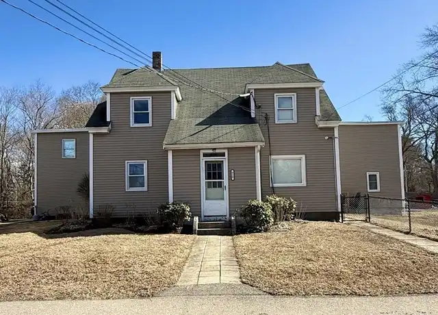 Property at 818 N Bedford St Unit 3, East Bridgewater, MA, 02333, 2 beds, 1 bath, [object Object]