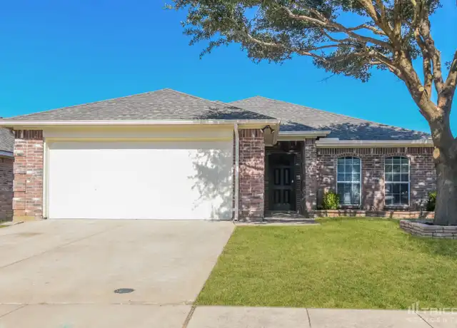 Property at 1116 Monticello Dr, Azle, TX, 76020, 3 beds, 2 baths, [object Object]