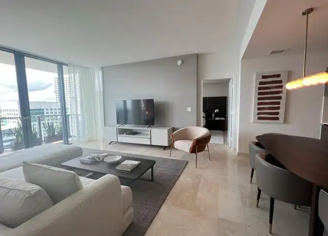 Property at 88 SW 7th St #2404, Miami, FL, 33130, 2 beds, 2.5 baths, [object Object]