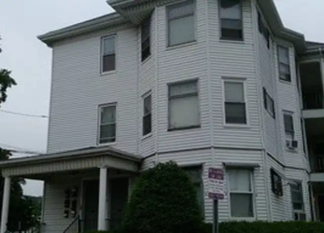 Property at 11 Capital St Unit 2F, Pawtucket, RI, 02860, 2 beds, 1 bath, [object Object]