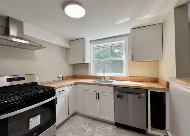 Property at 2525 Woodland Dr Unit B, Charlottesville, VA, 22903, 2 beds, 1 bath, [object Object]