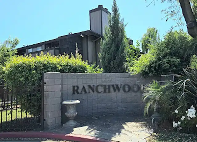 Property at 4860 E Lane Ave #102, Fresno, CA, 93727, 1 bed, 1 bath, [object Object]