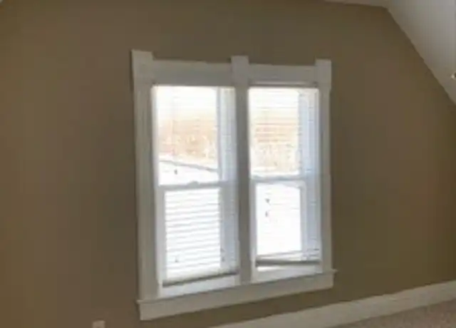 Property at 815 1st St, Jesup, IA, 50648, 5 beds, 2 baths, [object Object]