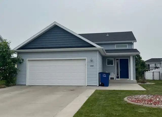 Property at 3242 26th St S, Moorhead, MN, 56560, 4 beds, 3 baths, [object Object]