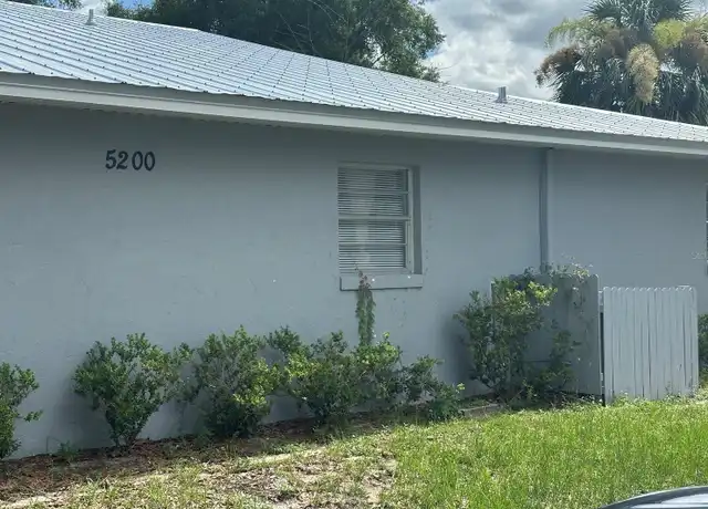 Property at 5200 SE 31st St Unit A, Ocala, FL, 34480, 2 beds, 1.5 baths, [object Object]
