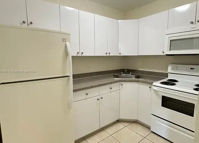 Property at 609 NW 7th Ave Unit 2, Hallandale Beach, FL, 33009, 1 bed, 1 bath, [object Object]