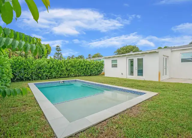 Property at 340 Summa St, West Palm Beach, FL, 33405, 3 beds, 2 baths, [object Object]