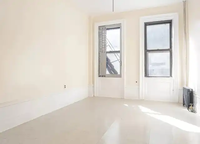 Property at 1076 Eastern Pkwy, Brooklyn, NY, 11213, 1 bed, 1 bath, [object Object]
