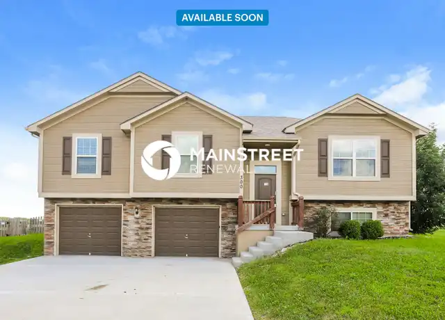 Property at 300 Golfview Dr, Pleasant Hill, MO, 64080, 4 beds, 3 baths, [object Object]