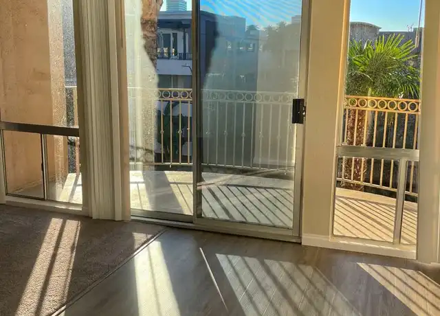 Property at 4646 Willis Ave #109, Sherman Oaks, CA, 91403, 1 bed, 1 bath, [object Object]