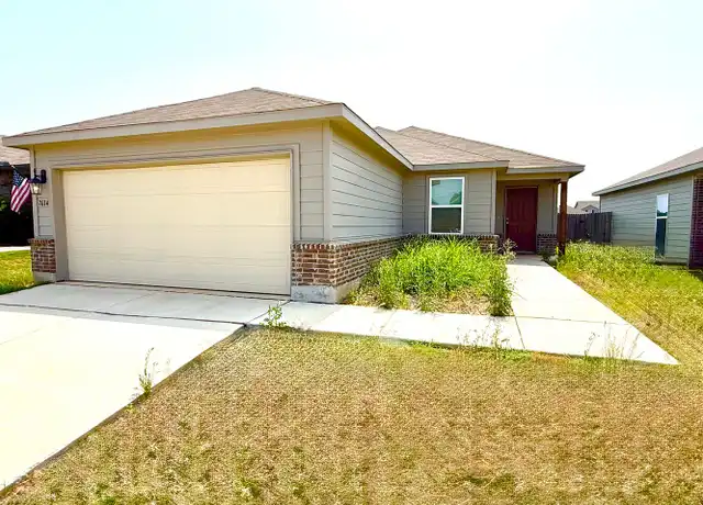 Property at 7614 Crestway Rdg, Converse, TX, 78109, 3 beds, 2 baths, [object Object]