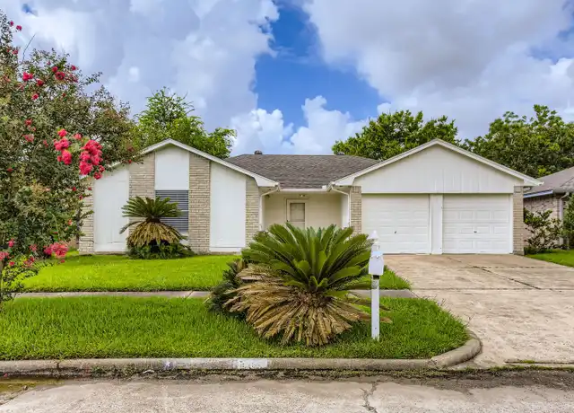 Property at 7206 Sharpsburg Dr, Richmond, TX, 77469, 3 beds, 2 baths, [object Object]