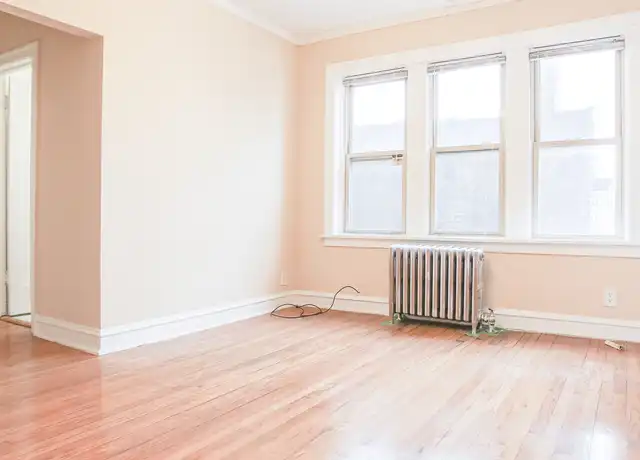 Property at 3946 W Dakin St Unit 1B, Chicago, IL, 60618, 1 bed, 1 bath, [object Object]