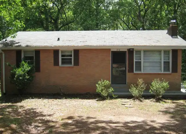 Property at 210 Fairmont Ave, Greenville, SC, 29605, 2 beds, 1 bath, [object Object]