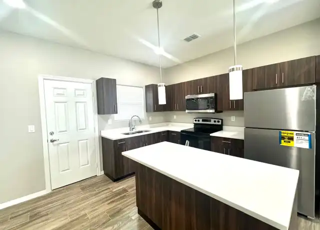 Property at 4305 Walnut Ave Unit 3, McAllen, TX, 78501, 3 beds, 2 baths, [object Object]