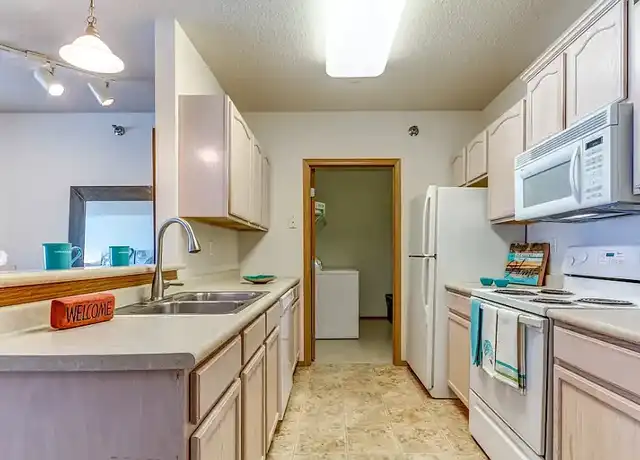 Property at West Willow Wood Apartments - 4161 18th Ave S, Fargo, ND, 58103, 0 beds, 1 bath, [object Object]