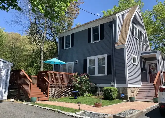 Property at 10 Partridge St, West Roxbury, MA, 02132, 3 beds, 1.5 baths, [object Object]