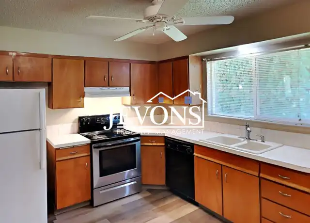 Property at 109 N 69th Ave, Yakima, WA, 98908, 3 beds, 1.5 baths, [object Object]