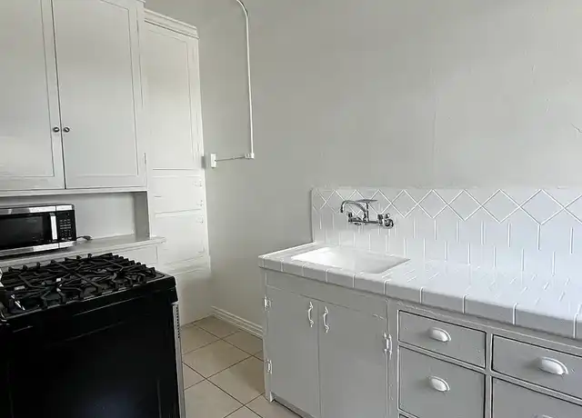 Property at Chateau El Cerrito - 1800 El Cerrito Pl, Los Angeles, CA, 90068, 0-1 beds, 1 bath, [object Object]