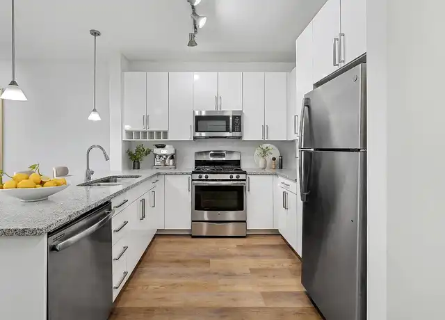 Property at 75 Tresser Blvd, Stamford, CT, 06901, 2 beds, 2 baths, [object Object]