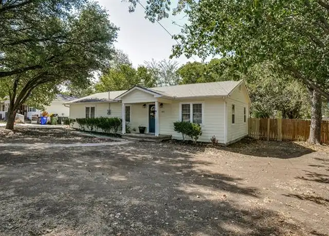 Property at 441 W Lloyd St, Krum, TX, 76249, 3 beds, 2 baths, [object Object]