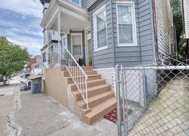 Property at 37 Poplar St Unit 1, Jersey City, NJ, 07307, 2 beds, 1 bath, [object Object]