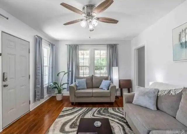 Property at 5600 C St, Little Rock, AR, 72205, 3 beds, 1 bath, [object Object]