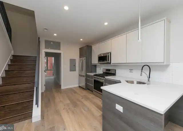 Property at 1536 N 7th St Unit 3, Philadelphia, PA, 19122, 2 beds, 2 baths, [object Object]