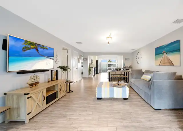 Property at 809 NW 13th Ave Unit B, Dania Beach, FL, 33004, 2 beds, 1.5 baths, [object Object]