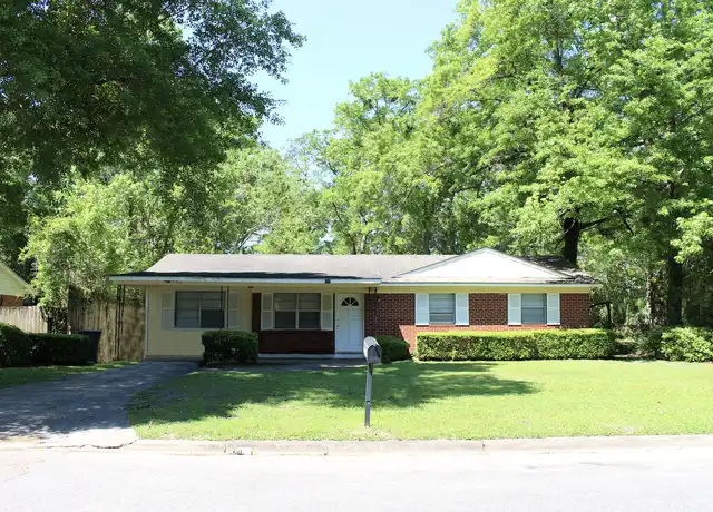 Property at 824 Essex Dr, Tallahassee, FL, 32304, 4 beds, 2 baths, [object Object]