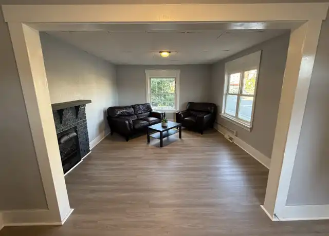 Property at 1228 Oakland Ave Unit 1, Indiana, PA, 15701, 4 beds, 2 baths, [object Object]
