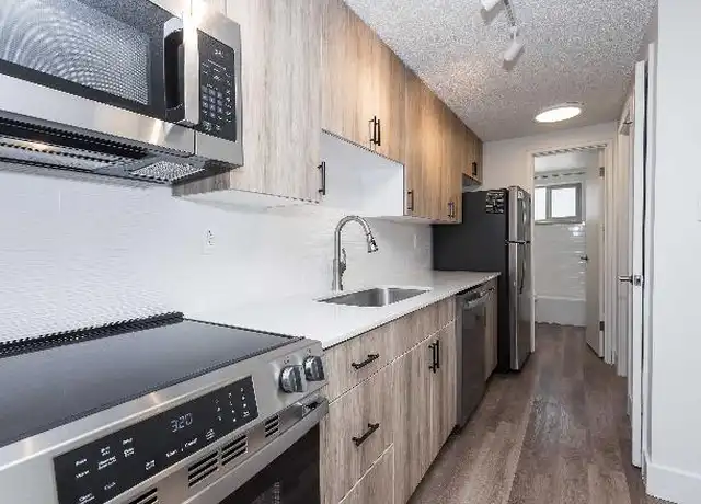 Property at 2030 S Washington St, Denver, CO, 80210, 1 bed, 1 bath, [object Object]