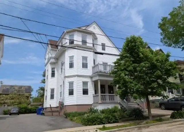 Property at 230 Pleasant St #3, Providence, RI, 02906, 3 beds, 1 bath, [object Object]