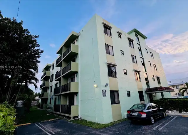 Property at 1530 SW 2nd St #401, Miami, FL, 33135, 2 beds, 1 bath, [object Object]
