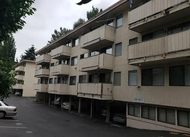 Property at Del Mar Apartments - 14033 32nd Ave NE, Seattle, WA, 98125, 1 bed, 1 bath, [object Object]